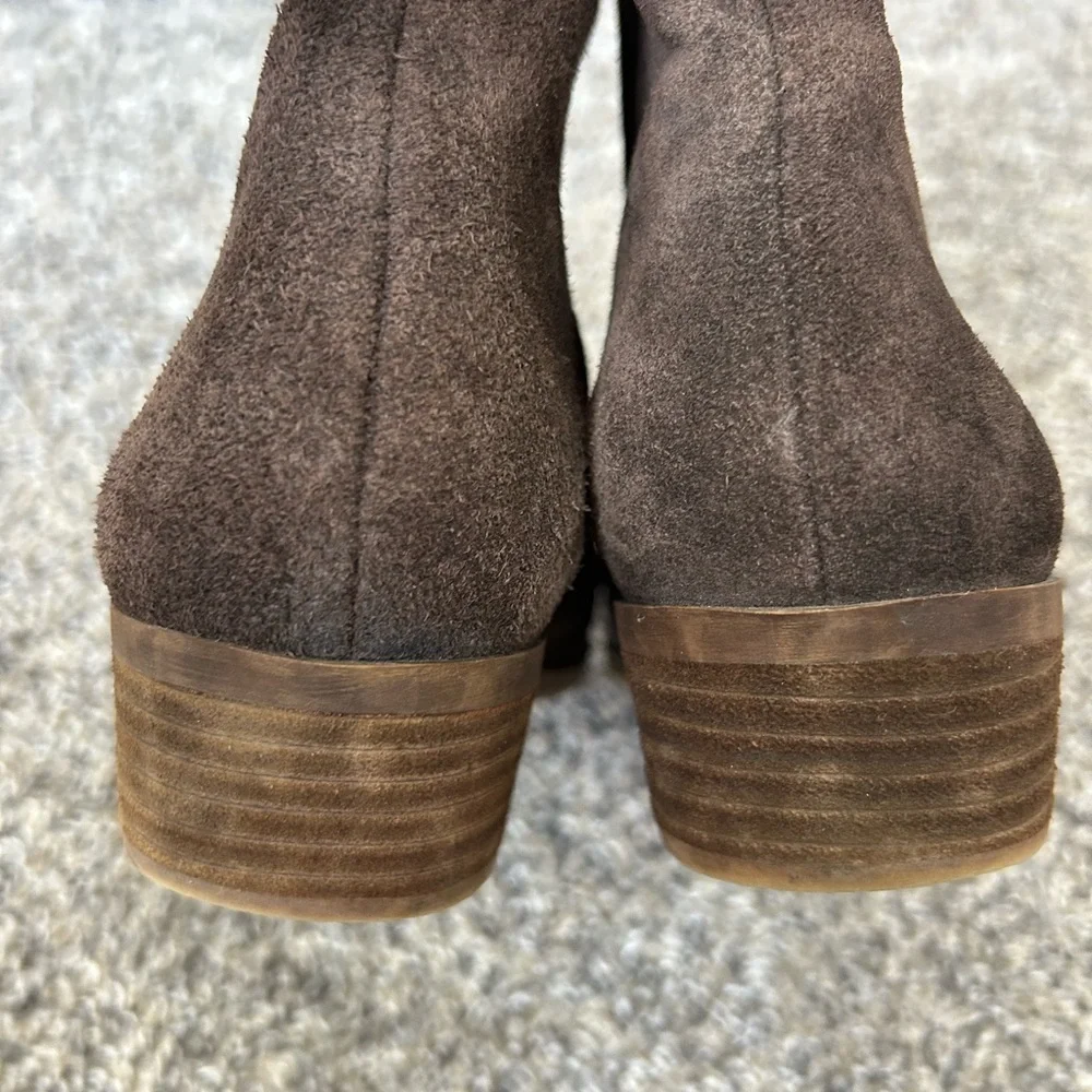 Lucky Brand chocolate brown suede leather ankle boots size 8 - Picture 6 of 8